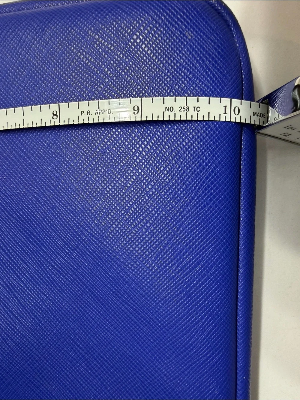 Kate Spade - ♠️ Blue Zip Tablet Sleeve